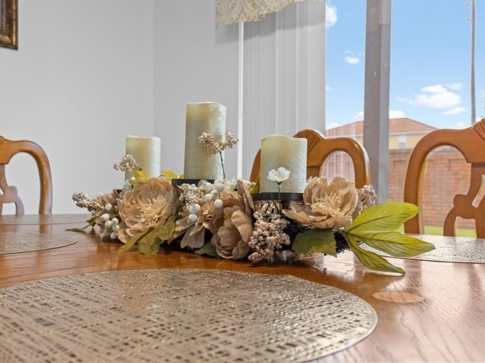 Close To Parks Resort Home 3 Bedroom Townhouse view 3