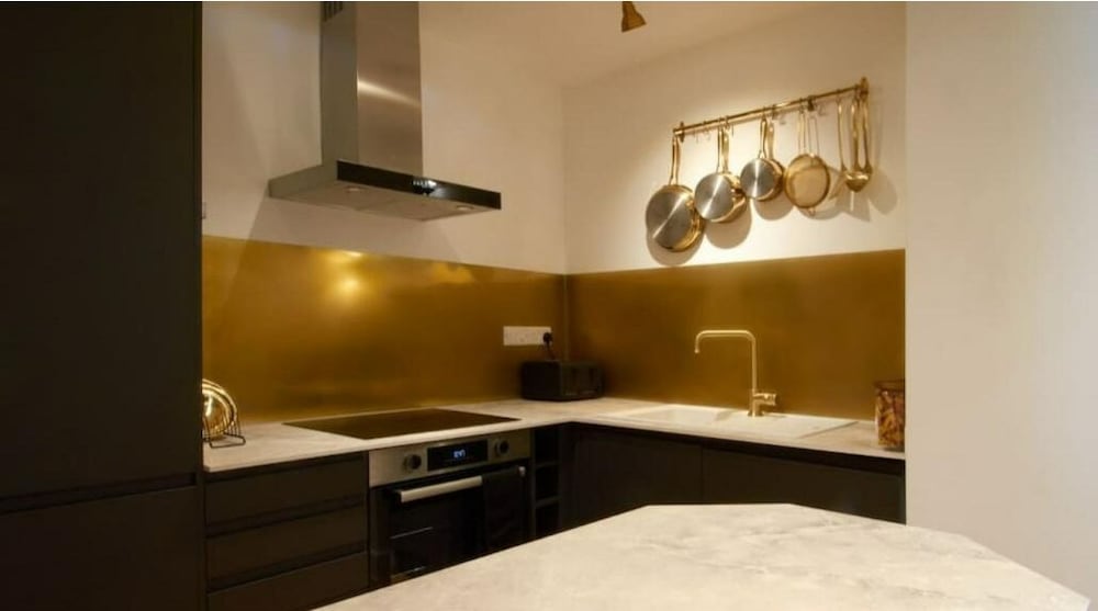 Knightstone Apartment