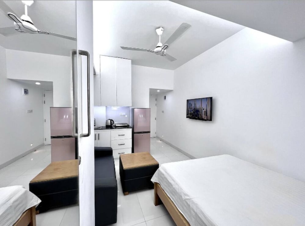 375 sqft 3 cozy Studio with Pool & Gym