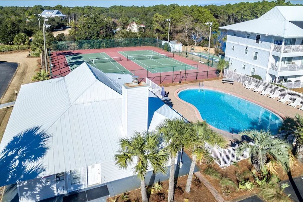 Beachside Villas 611