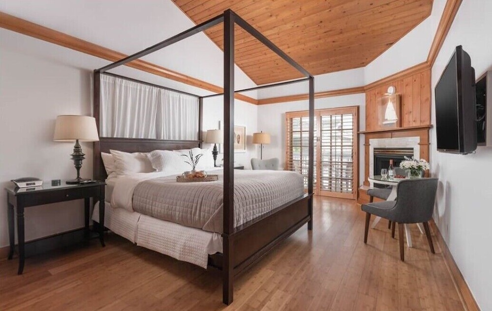 Inn on Summer Hill