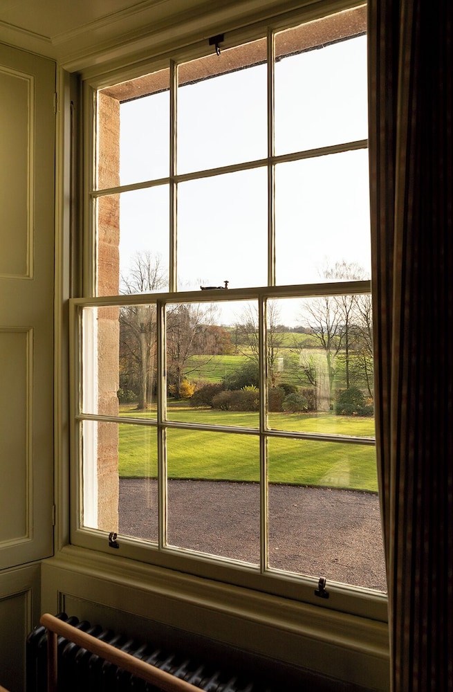 Dabton House