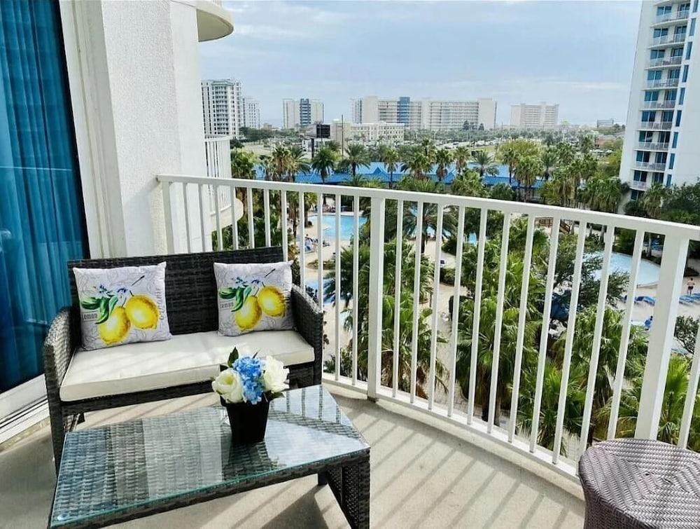 Palms Resort #1603 Jr. 2BR