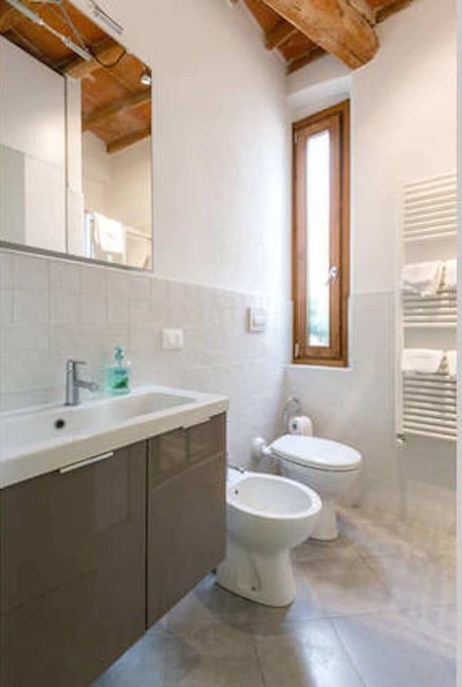 1BR Apt in Via Panicale by Sea N' Rent