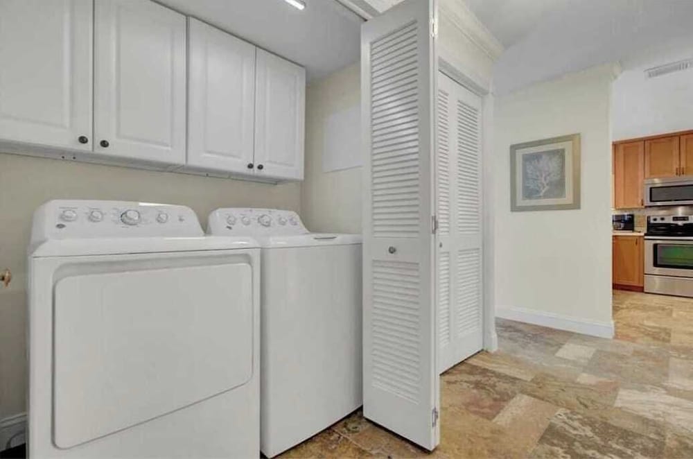 513 Seascape by Avantstay Oceanfront Home w/ Amazing Views & Community Pool Access