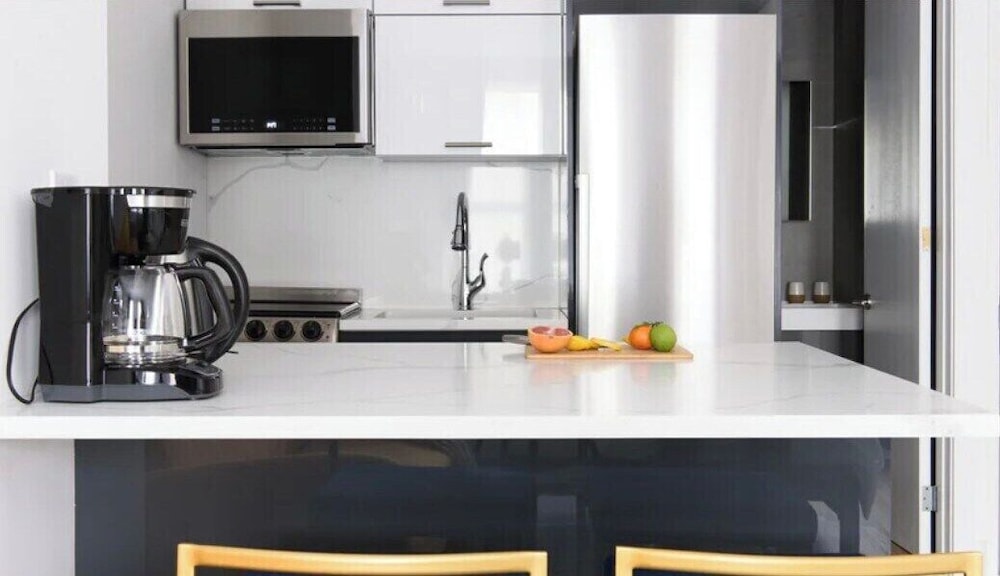 1597 New York Apt