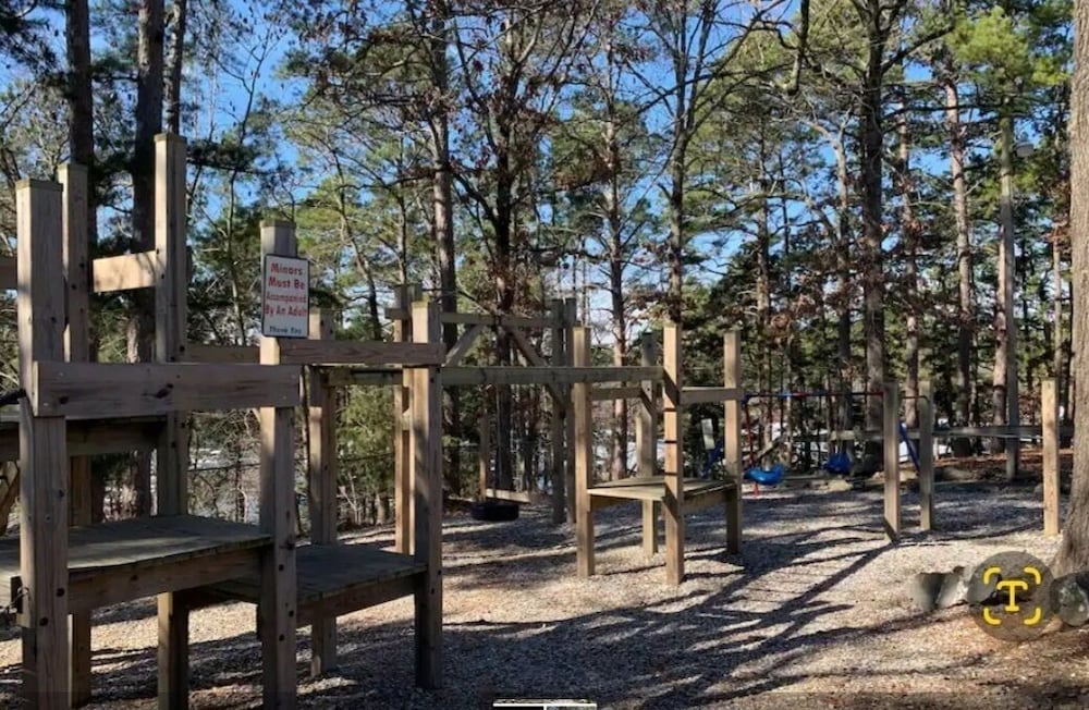 The Bear Den
