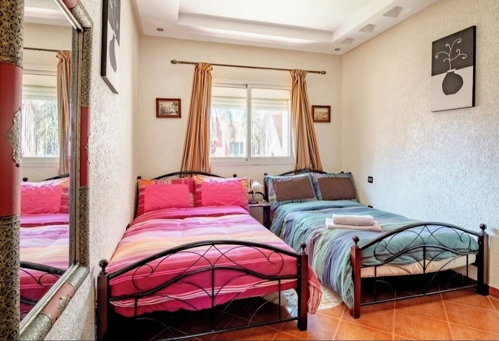 lux appartement avec piscine