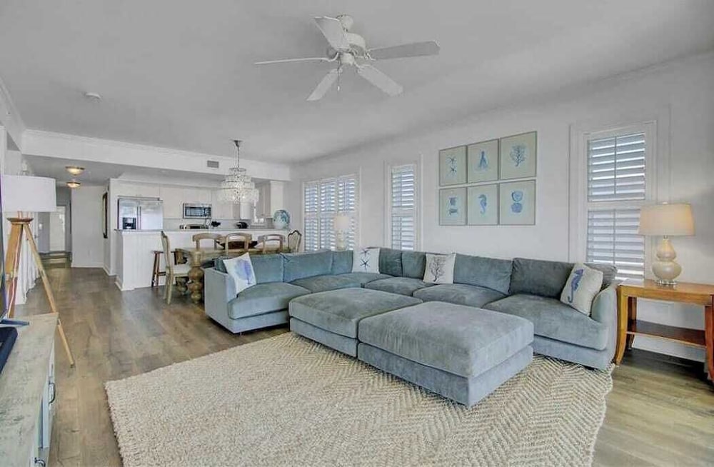 301 Ocean Palms by Avantstay Ocean Front Home w/ Amazing Sea Views!