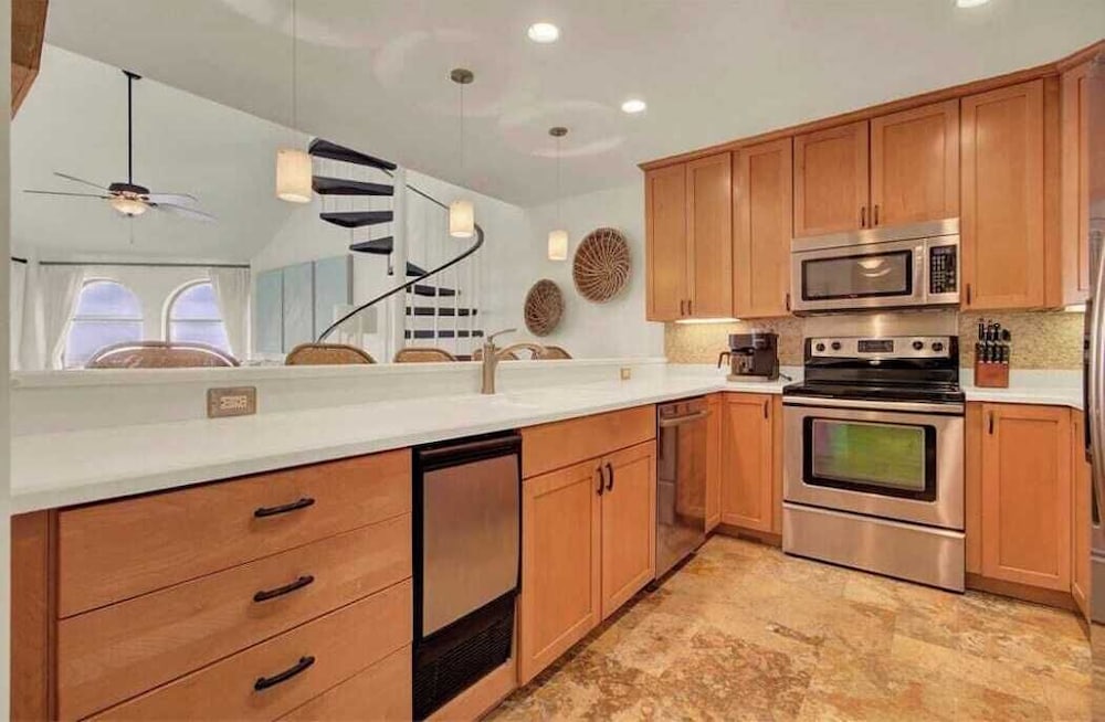 513 Seascape by Avantstay Oceanfront Home w/ Amazing Views & Community Pool Access