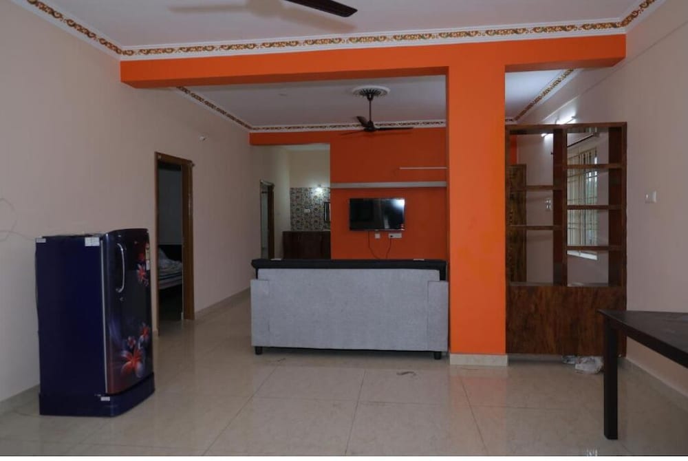 SBHS Homestay - Garudadri