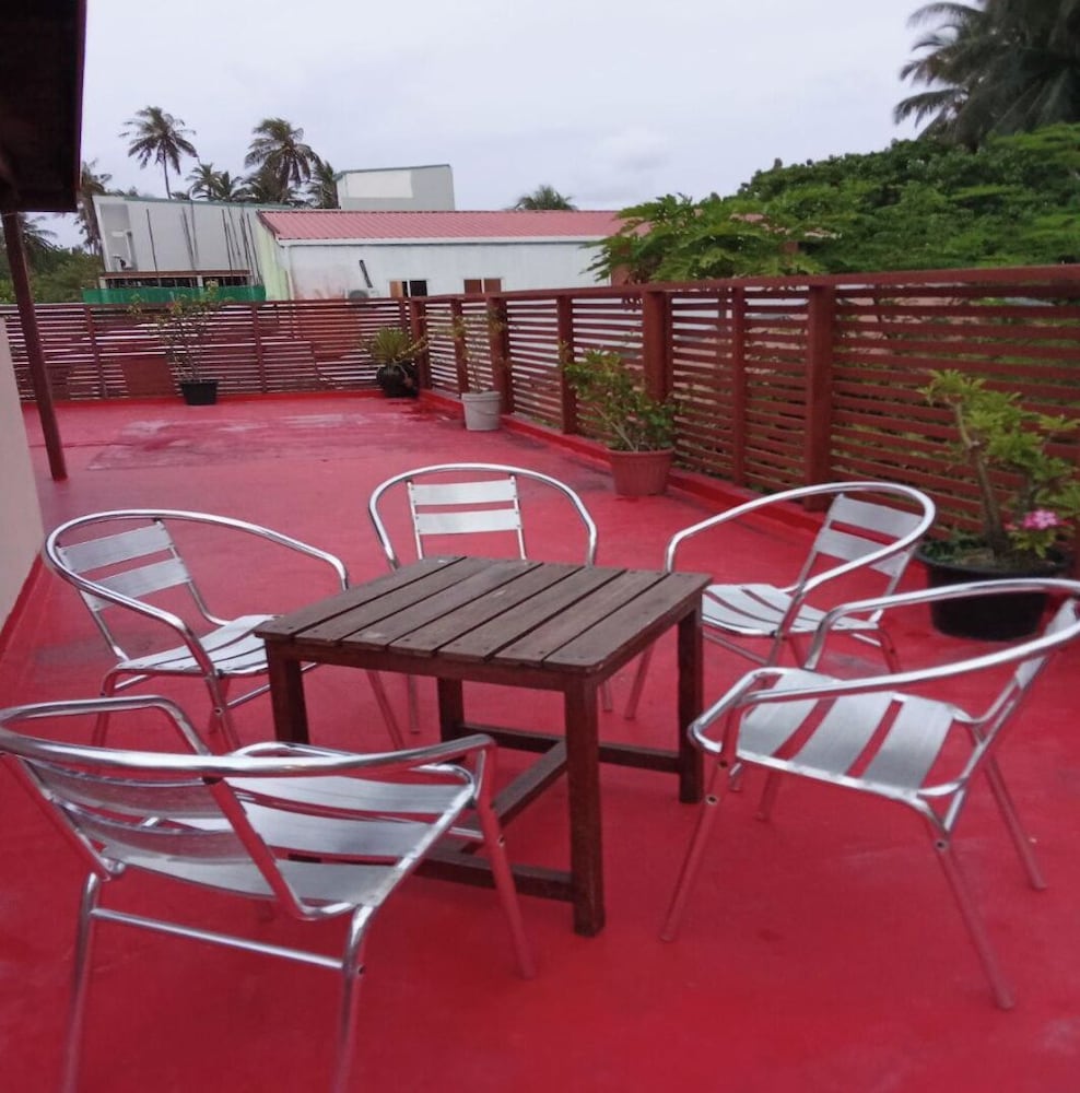 Sea Breeze View