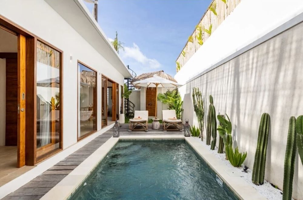Kokomo Villas by Aayan