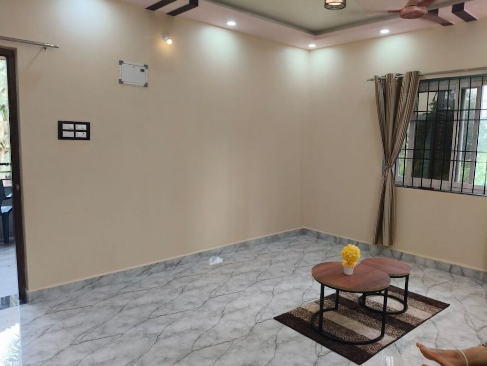 Dwell Apartment