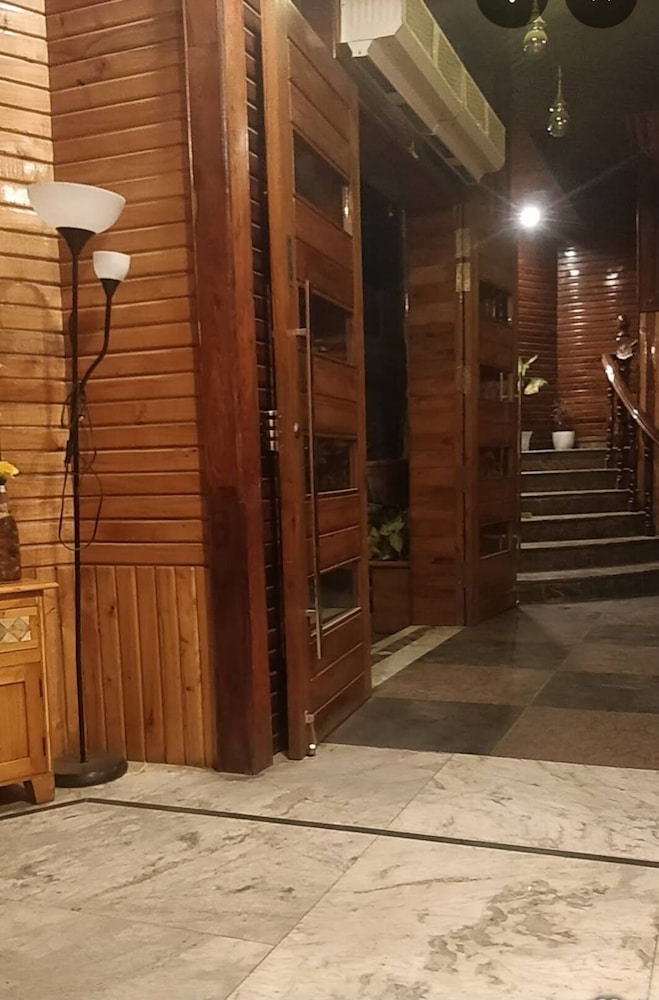 The Silver Oak Banquet and Motel