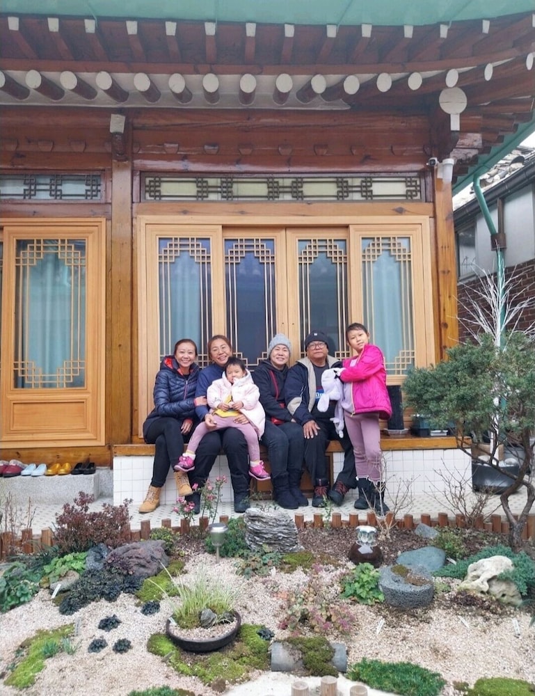 Leedo Hanok
