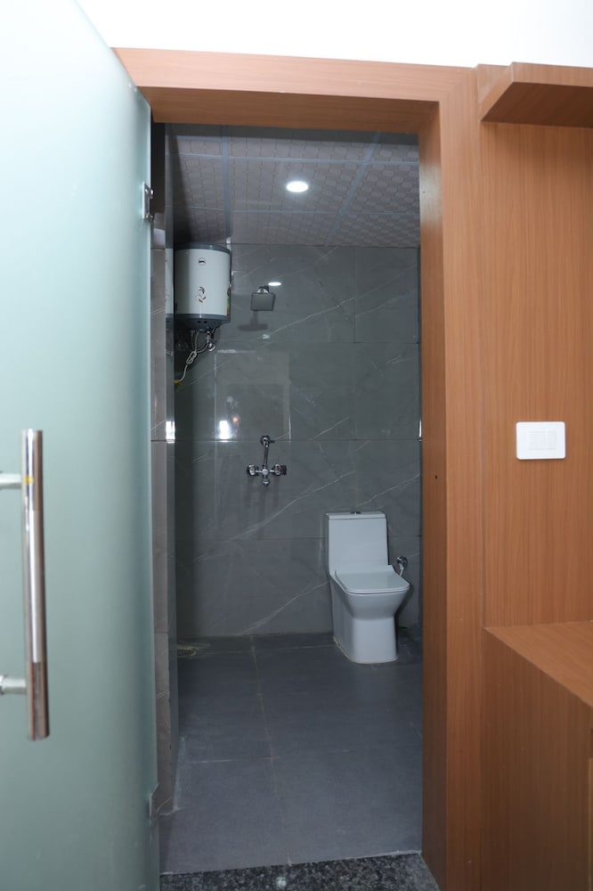 Hotel Grand Lucent