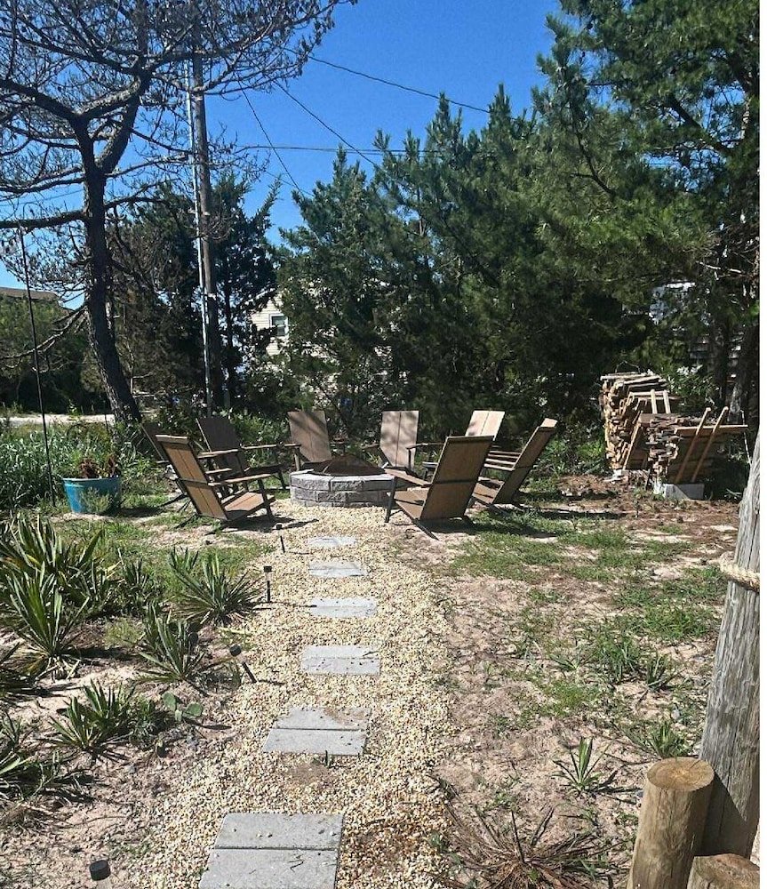 Beach Plum Manor 4 Bedroom Home