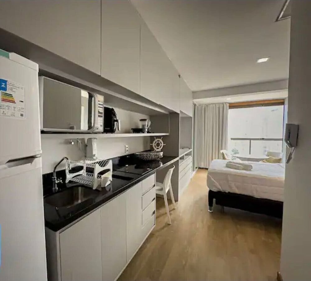 BPM - Studios Close to Farol da Barra Beach