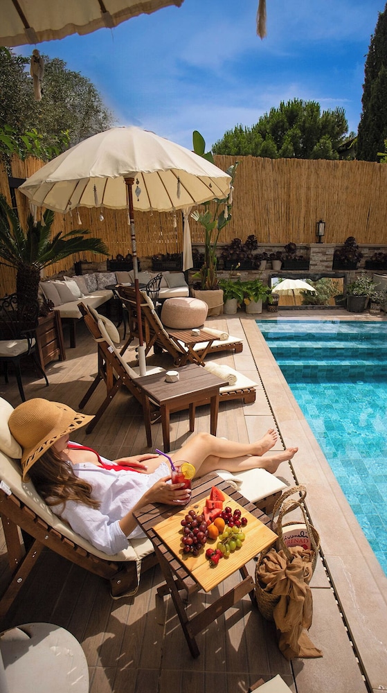 Parna Hotel - Image 46