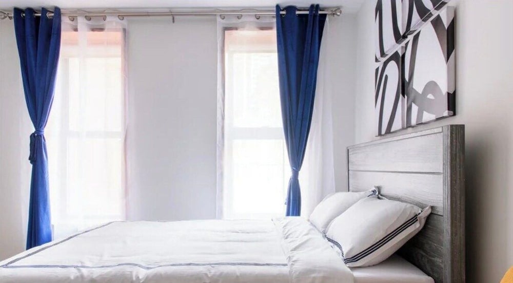 1597 New York Apt