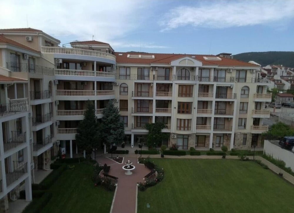 Maisonettes in Royal Bay Residence&SPA 2