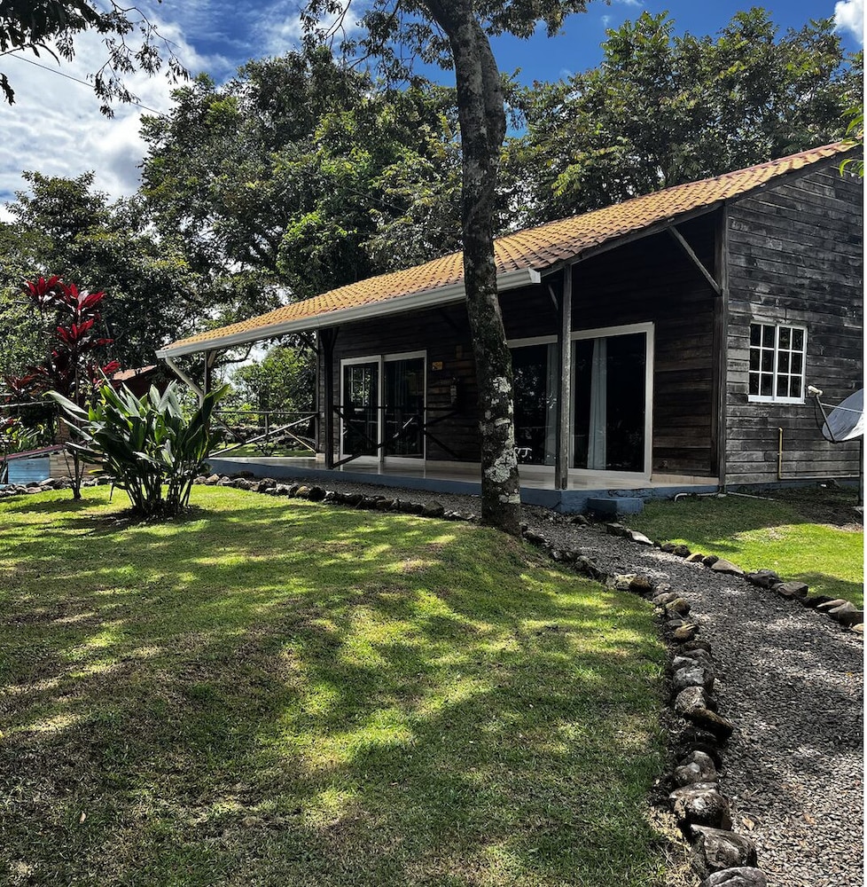 Hotel Las cabañas del Francés - Image 1