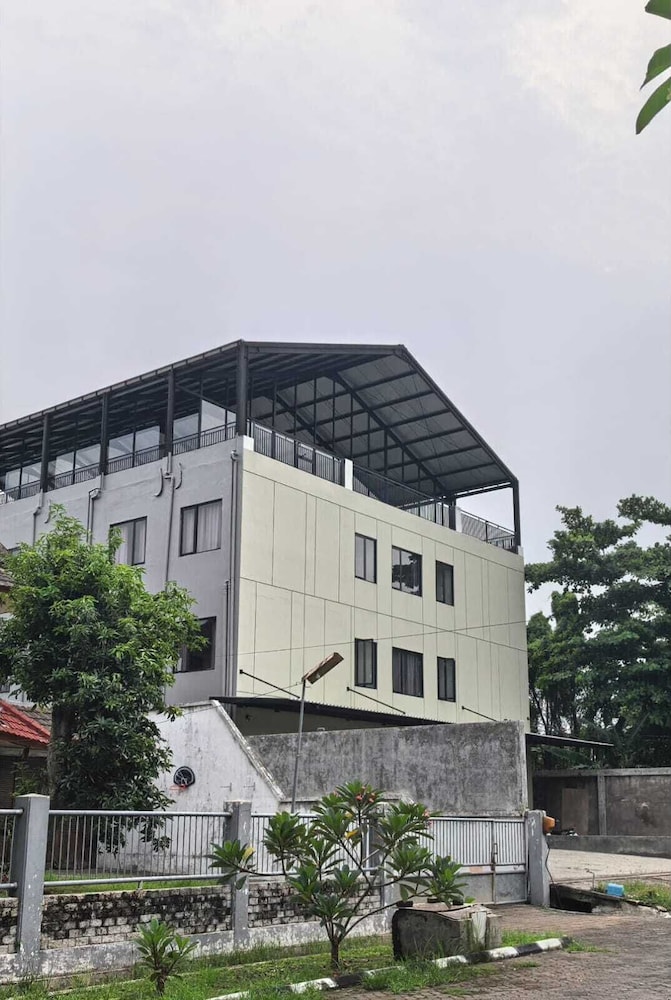 Shencasa Living Juanda