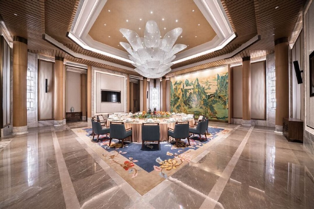 Enjoy Tianfu Airport Hotel TianfuAirport