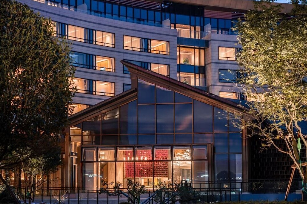 Enjoy Tianfu Airport Hotel TianfuAirport