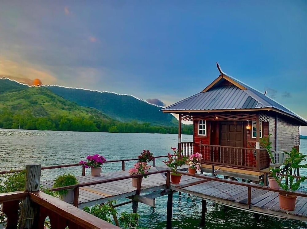 Parapat Water Village Resort
