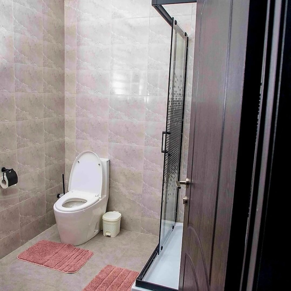 Milton Avenue Suites