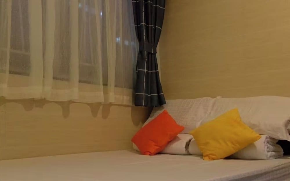 Hong Kong Full Harvest Inn