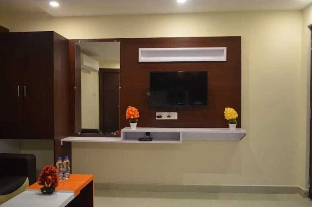 HOTEL NARMADA GRAND