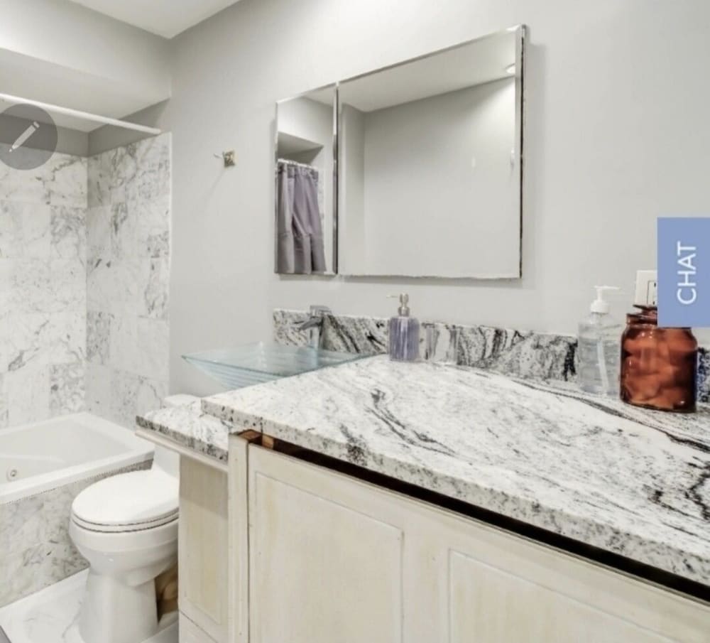 Logan Mansion Suite 2 2 Bedroom Apartment Hotel