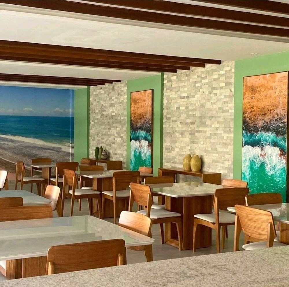 Mana Beach Resort