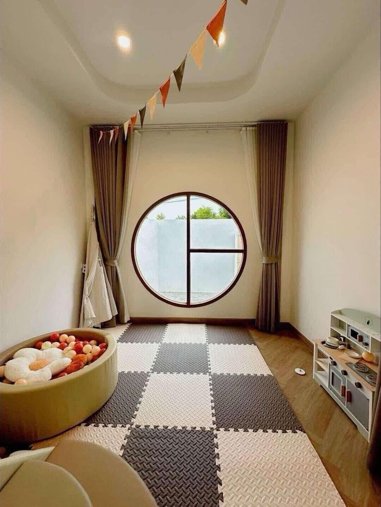 Level TWO pool villa Sriracha