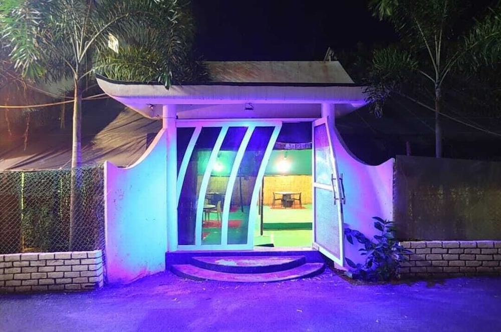 Le Apex Guest House view 3