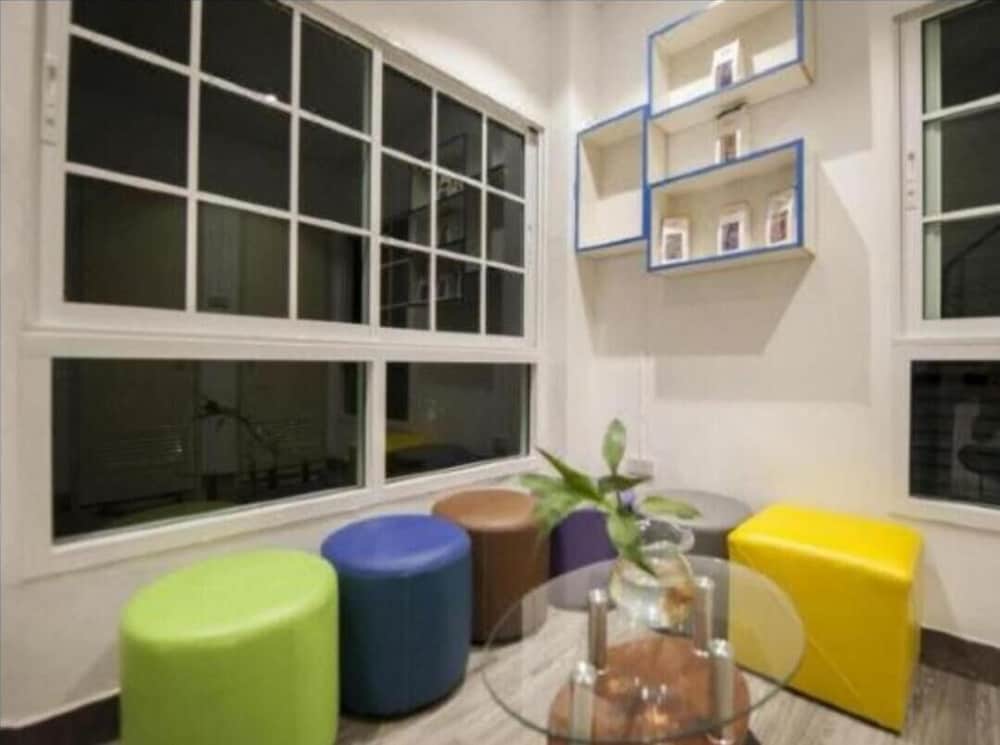 New S7 VIP - Hostel