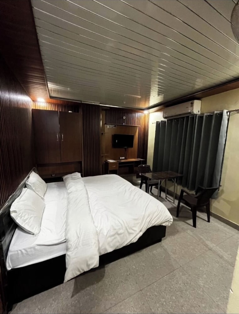 Hotel Doon Lotus