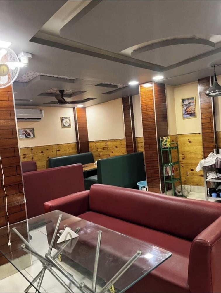 Hotel Doon Lotus