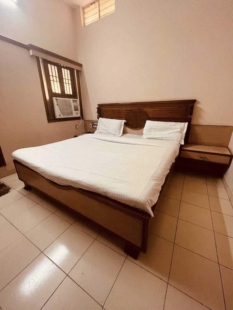 Hotel Saiom Palace