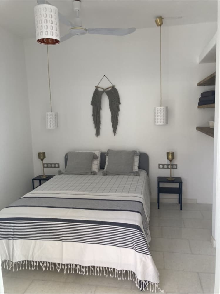Stunning Villa Roof top With sea View, Ios, Greece view 3