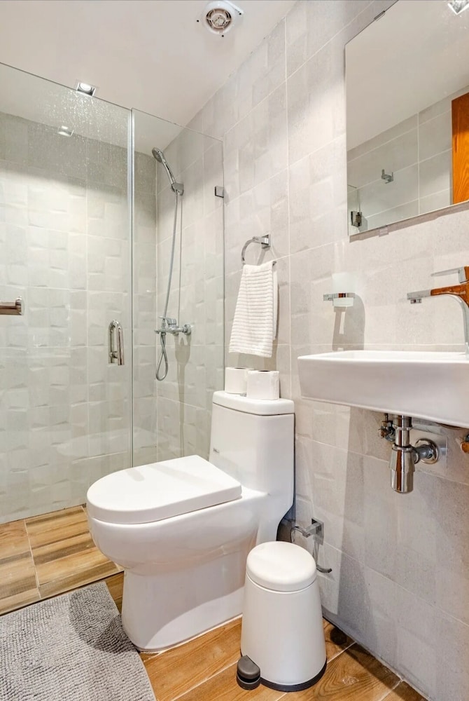Modern Santo Domingo Apartment in Exclusive Naco Sector