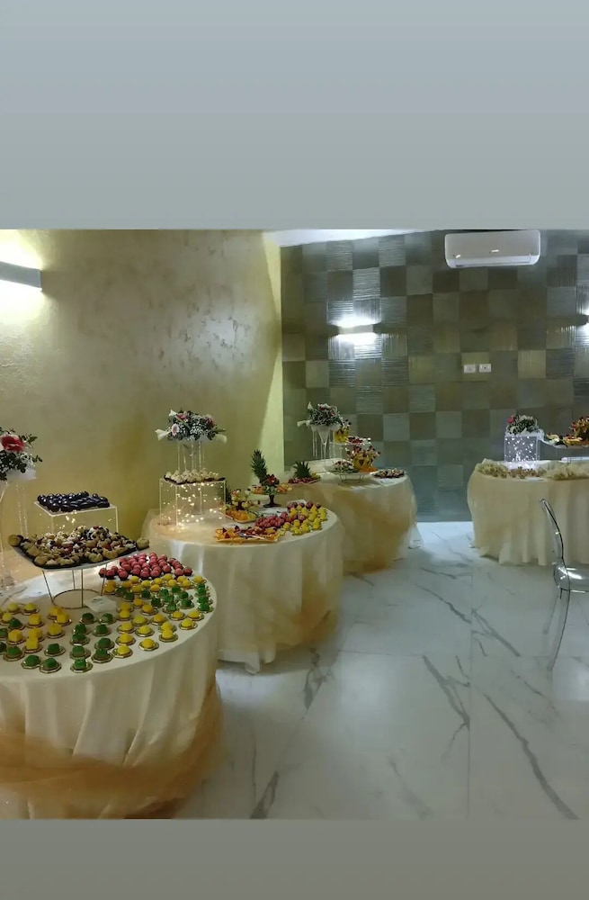 meeting & event spaces