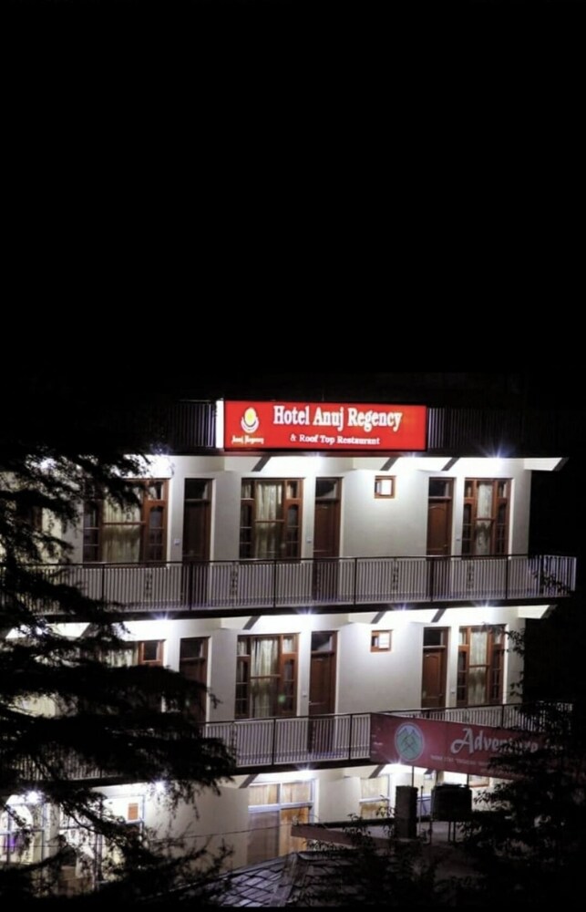 Hotel Anuj Regency