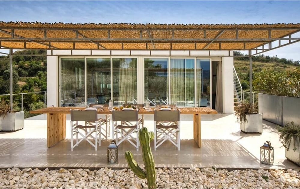 Amazing Property of 2 Villas on a Land sea View