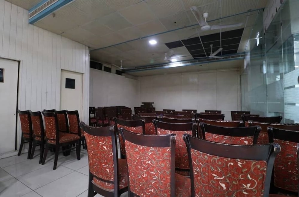 meeting & event spaces