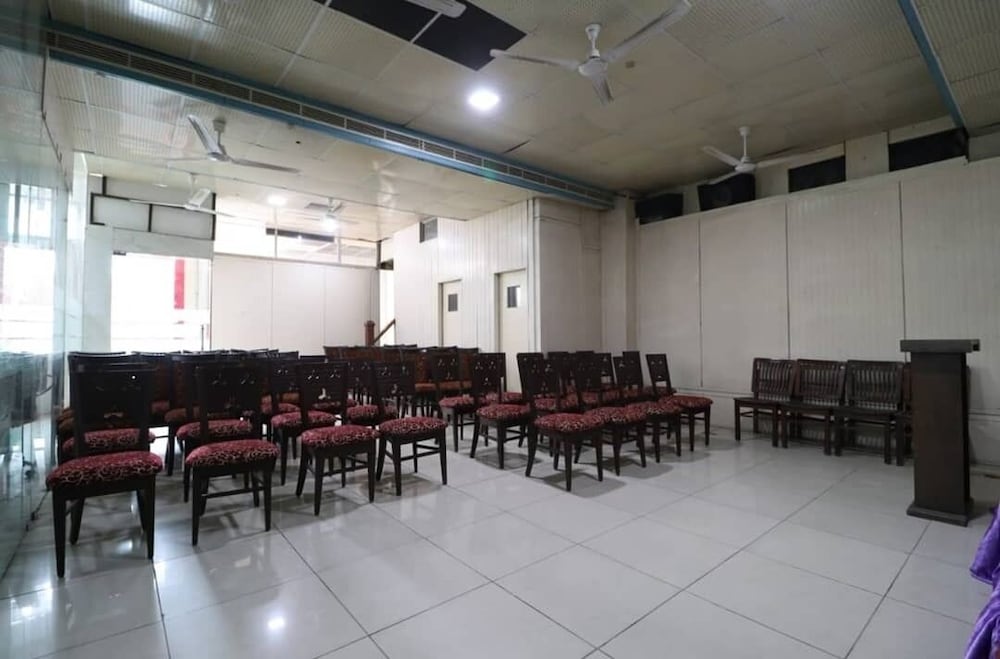 meeting & event spaces
