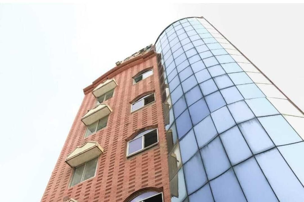 HOTEL SRI KALAGA